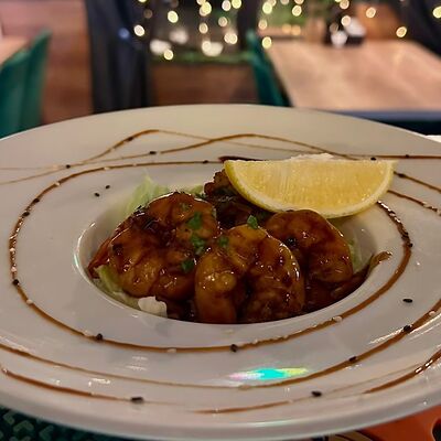 Креветки в соусе терияки в Багс Банни от кафеМафия по цене 875 ₽