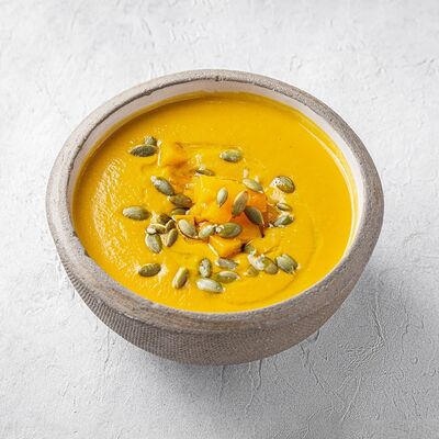Крем суп из тыквы кабоча с кокосовым молоком в She по цене 590 ₽