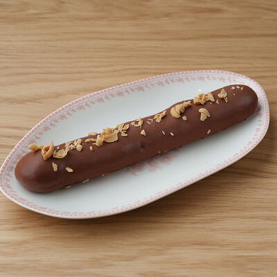 Эклер соленая карамель в Salt по цене 320 ₽