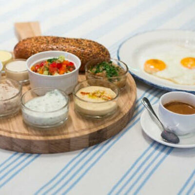 Еврейский завтрак по-одесски в Одесса-Мама по цене 840 ₽
