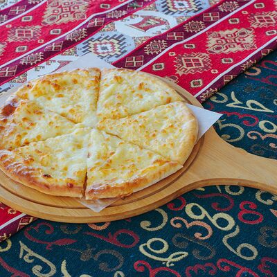 Хачапури по-мегрельски в Багратиони по цене 690 ₽