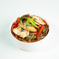 Гречневая лапша с курицей в ЁБИСАН