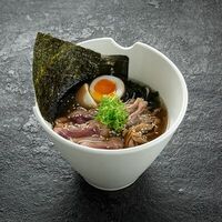 Рамен с уткой и яйцом адзитама в Ikigai