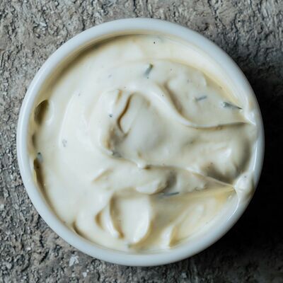 Соус Сливочно-чесночный в Smile по цене 85 ₽