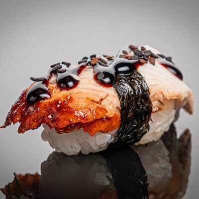 Суши угорь в Суши Солод по цене 210 ₽