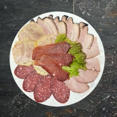 Ассорти из мясной нарезкив Сказка lounge по цене 830 ₽