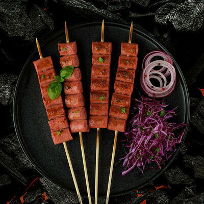 Шашлык из колбасок в Шаверма по-питерски по цене 15960 ₽