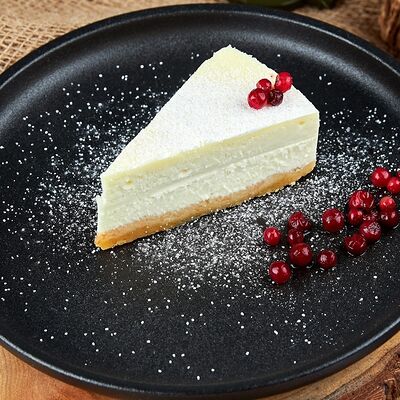 Чизкейк в ЕрмолаевЪ Генштаб по цене 310 ₽