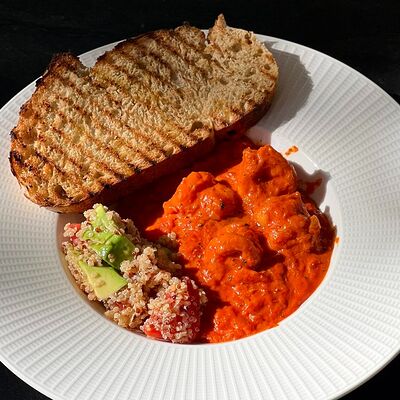 Салат из тигровых креветок в Berberry & ptichka по цене 850 ₽