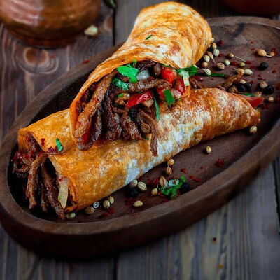 Tantuni в лаваше в Azelow по цене 430 ₽