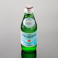 S. pellegrino в Naomi Sushi