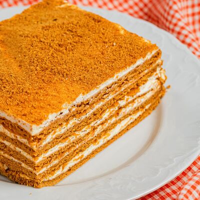 Медовик в Фабрика-кухня ex. The Black Door по цене 10 р.