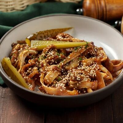 Свиные уши в соусе Кимчи в Burger House по цене 410 ₽