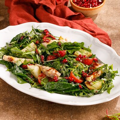 Салат с осетриной в Хочу харчо по цене 1390 ₽