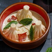 Хинкали Карбонара в Асканели Georgian Bistro