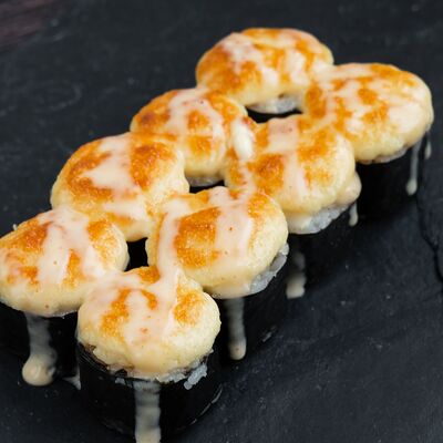 Роллы запеченные с крабом в Хорошие руки - Роллы по цене 800 ₽