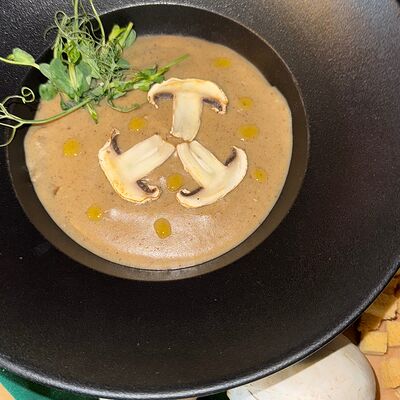 Крем-суп грибной в Сеул по цене 550 ₽