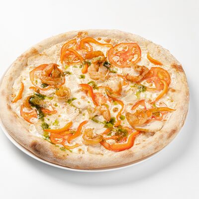 С креветками и цыпленком в Матрешка по цене 1100 ₽