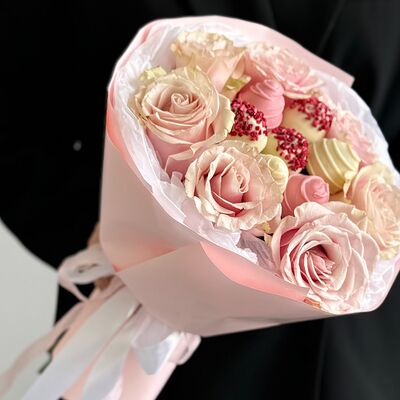 Клубничный букет Эммав Клубника по цене 5990 ₽