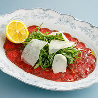 Карпаччо из говядины с трюфельным айоли в Терраса