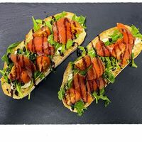 Брускетты с форелью в Мегаполис