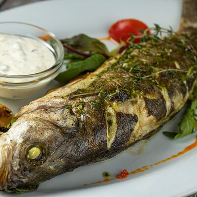 Сибас с микс-салатом в William Bass по цене 1350 ₽