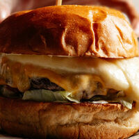 Бургер Много сыра в Butch Burger