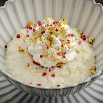 Каша рисовая, вишня в сиропе, взбитые сливки в Съели Сумели по цене 470 ₽