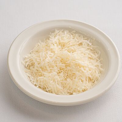 Тёртый пармезан в Wine Region по цене 250 ₽