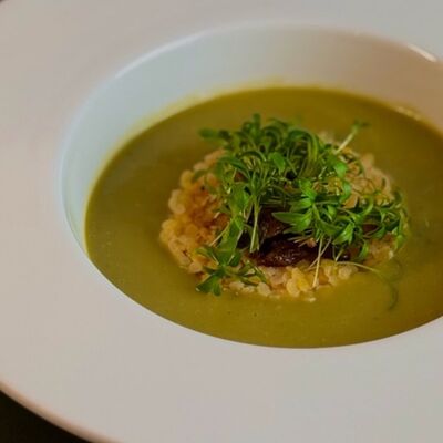 Луковый крем-суп с белыми грибами и чечевицей в Гастробар DOM по цене 430