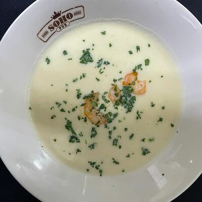Овощной крем-суп с креветками в Сохо по цене 330