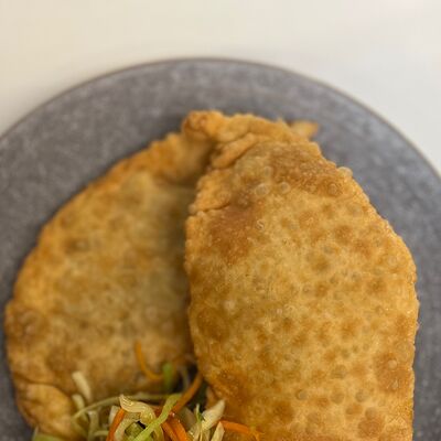 Хушууры (чебуреки) в Khaan baikal по цене 450 ₽