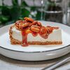 Чизкейк с пеканом и соленой карамелью в APOLLO по цене 485