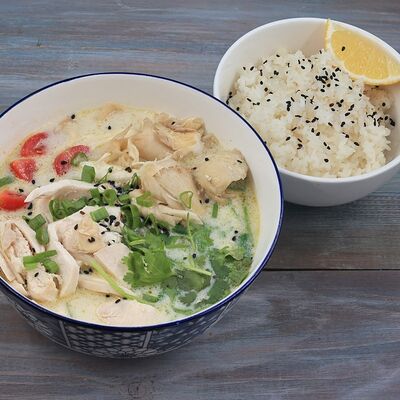 Том Кха с курицей в Pho'n'Roll по цене 680 ₽