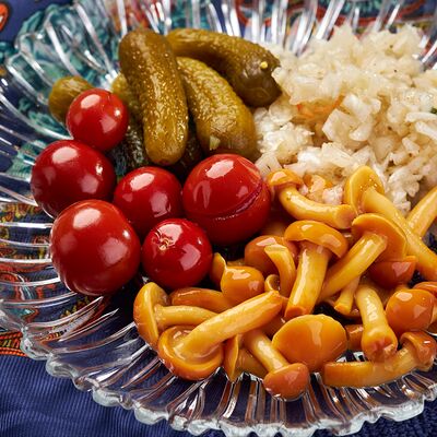 Соленья в По Чесноку по цене 604 ₽