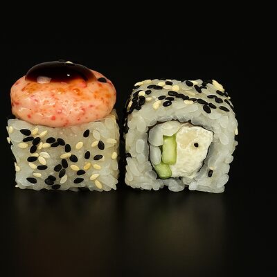 Запеченный ролл с кальмаромв Bankrolls по цене 490 ₽