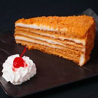 Медовик в Umami