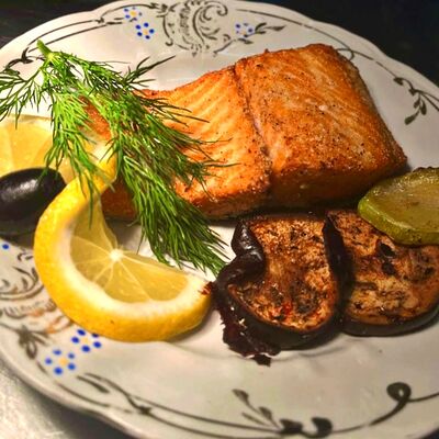Форель запеченная в Кухмистерская ATILAN по цене 670 ₽
