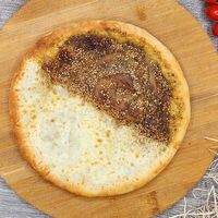 Манакиш с сыром и заатаром в Армада