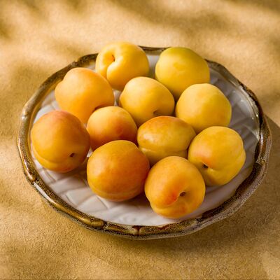 Абрикос в Дюшес по цене 220