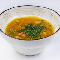 Суп с чечевицей и овощами в Аврора