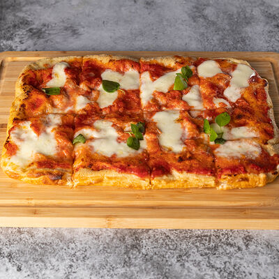 Пицца Маргарита в Море Есть по цене 710 ₽