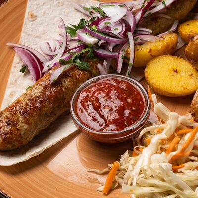 Комбо куриный люля-кебаб в Ноев Ковчег по цене 580 ₽