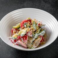 Салат Грузинский овощной с ореховым соусом в Шоти