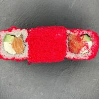 Калифорния с лососем в Sushi рай