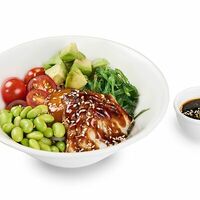 Поке с угрем в Chow Chow