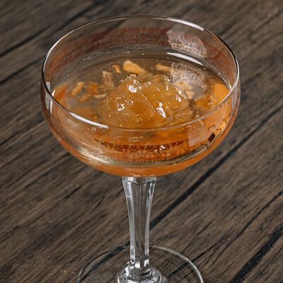 Варенье яблочное в Christian по цене 220 ₽