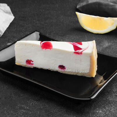 Чизкейк Малиновый в Vkus Land по цене 190 ₽