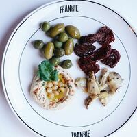 Антипасти Veg в Frankie pizza