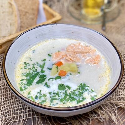Уха сливочная с лососем в Гастробар DOM по цене 230
